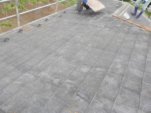 コロニアルから軽量瓦への葺き替え